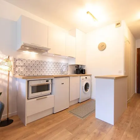 Du Port 17 - A 100m Du Port Ostreicole